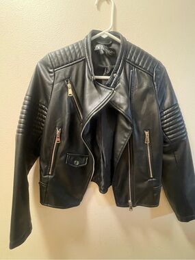 ZARA Black Quilted Faux Leather Moto Jacket with Zip Details